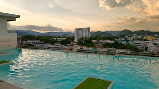 Luxury Rental |The Wide Condominium view 8