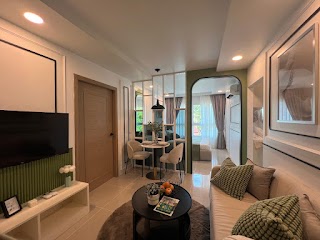 Royal Place Condominium – Condo for Sale view 10