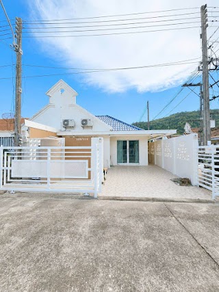 House for Sale – Rock Garden view 3