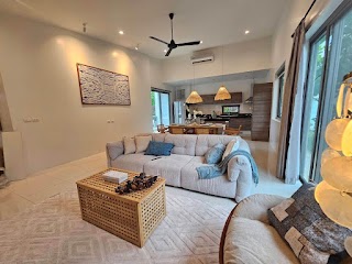 Luxury Private Pool Villa for Rent – Rawai/Saiyuan Area (Near Nai Harn Beach) view 1