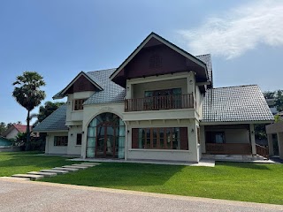 Newly Renovated Private Resort-Style Villa for Sale | Chalong, Phuket view 4