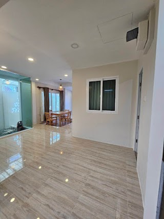 House for Sale – Rock Garden view 14