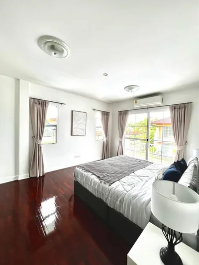 Renovated Corner Pool Villa for Rent – Land & House Park, Chalong Near BCIS view 8