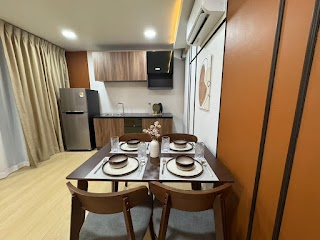 The Clover Condo – Condo for Sale view 7