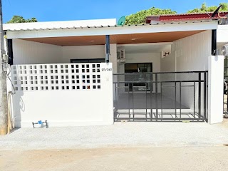 Townhouse for Sale – Tawan Place Village view 3