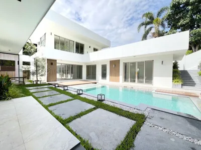 Luxury Pool Villa for Sale – Loch Palm Villas Kathu view 7
