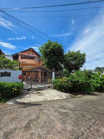 Corner Detached House for Sale – Aeksin Phanasan Village view 1