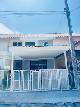 Two-Storey Townhouse for Sale – Baan Phon Housing Project view 1