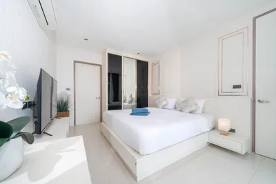 Sea View 1-Bedroom Condo for Rent – Patong, Phuket view 3