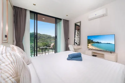 Sea View 1-Bedroom Condo for Rent – Patong, Phuket view 2