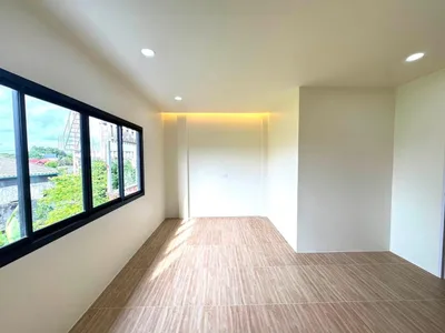 Newly Renovated 2-Storey Townhouse for Sale – Netthip Village view 5