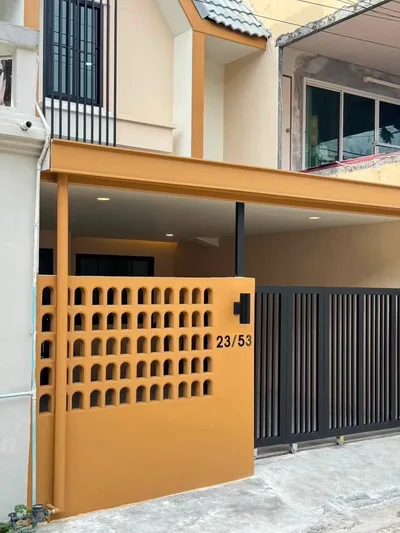 Newly Renovated 2-Storey Townhouse for Sale – Netthip Village view 6