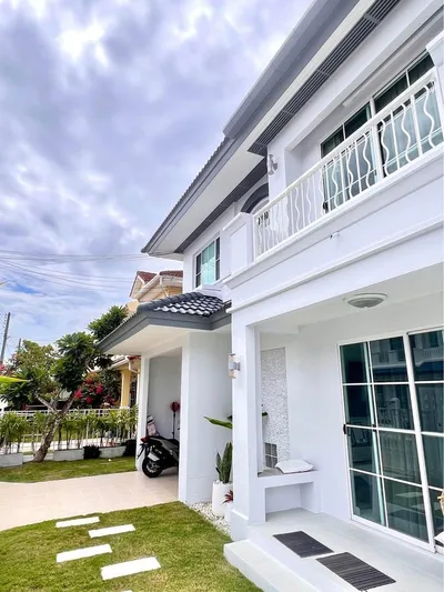Renovated Corner Pool Villa for Rent – Land & House Park, Chalong Near BCIS view 13