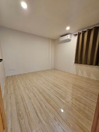 House for Sale – Rock Garden view 7