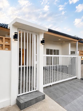 บ้านแฝดชั้นเดียว ทำเลใจกลางเมือง หลังใน view 3