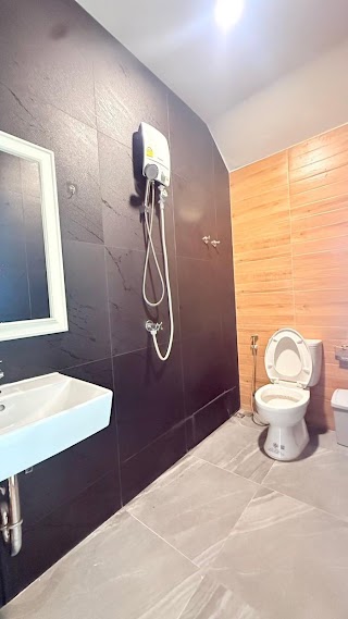 Stylish Modern Townhome – Overlooking the Park at Srisuchart 5 Village view 6