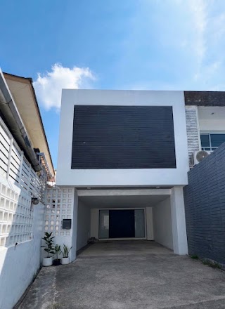 Newly Renovated Townhouse for Sale | Soi Na Nok, Chalong view 1