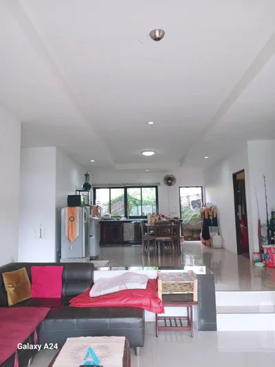 Only 3 minutes from the house to the beach! Peaceful and private atmosphere, perfect for relaxation view 7