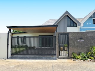 Corner Unit with Massive Land | Promphan Village, Pa Khlok view 1
