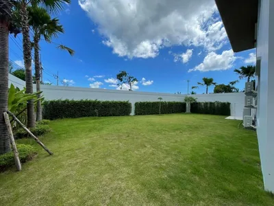 Luxury Private Pool Villa for Rent – Mouana Grande, Koh Kaew view 2