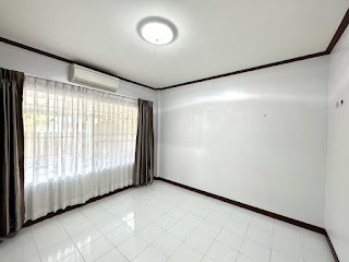 Semi Detached House view 11
