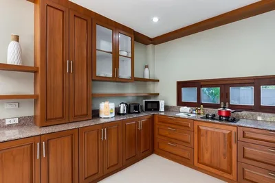 Private 3-bedroom pool villa for rent in Nai Harn. view 9