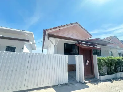 Detached House for Rent at Property Details view 2