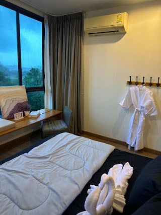 Hill Myna Condominium 5th floor view 10