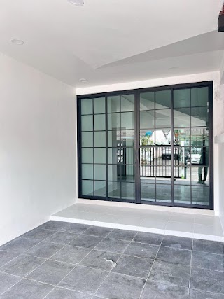 Townhouse for Sale – Jomthong Manikram Village view 2