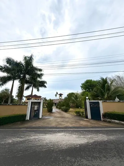 Two-Storey Private Pool House for Rent – Ban Khan view 2