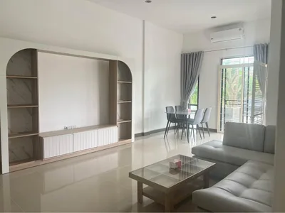 Newly Renovated House for Rent – Srisuchart 5 Village view 2
