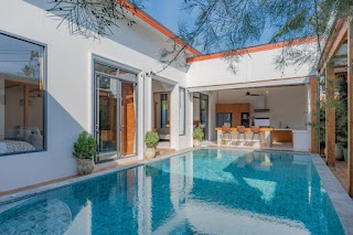 Luxury 6-Bedroom Pool Villa – Near Bangtao Beach view 2