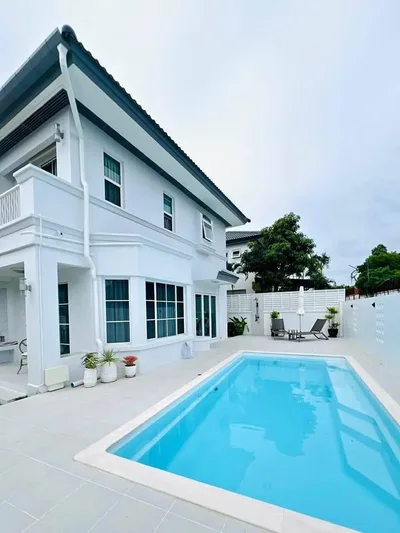 Renovated Corner Pool Villa for Rent – Land & House Park, Chalong Near BCIS view 1
