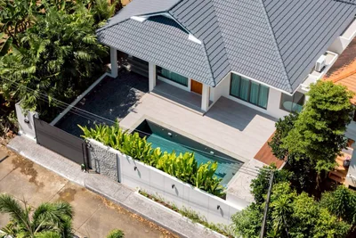 Single-Storey Pool Villa for Sale – Maneekram Village view 1