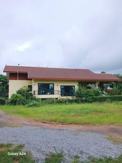 Only 3 minutes from the house to the beach! Peaceful and private atmosphere, perfect for relaxation view 3