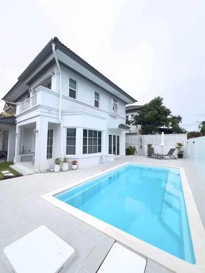 Renovated Corner Pool Villa for Rent – Land & House Park, Chalong Near BCIS view 4