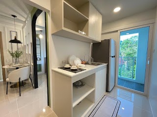 Royal Place Condominium – Condo for Sale view 3