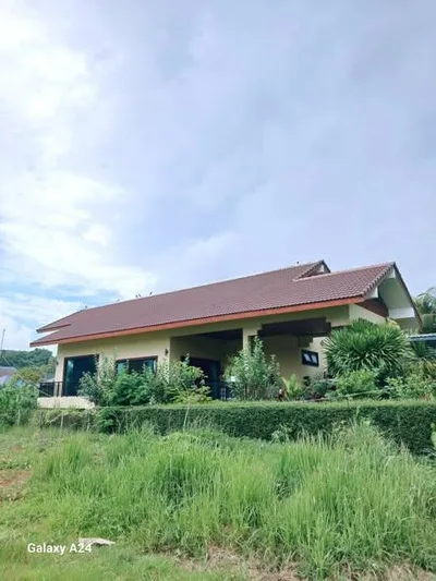 Only 3 minutes from the house to the beach! Peaceful and private atmosphere, perfect for relaxation view 2