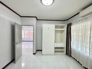 Semi Detached House view 13