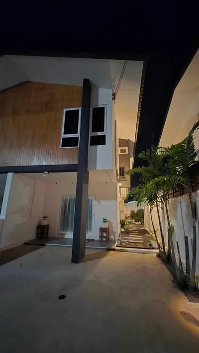 For Rent: 2-Storey Modern Home in Si Sunthon, Cherngtalay (Prime Location) view 2