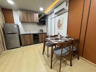 The Clover Condo – Condo for Sale view 6